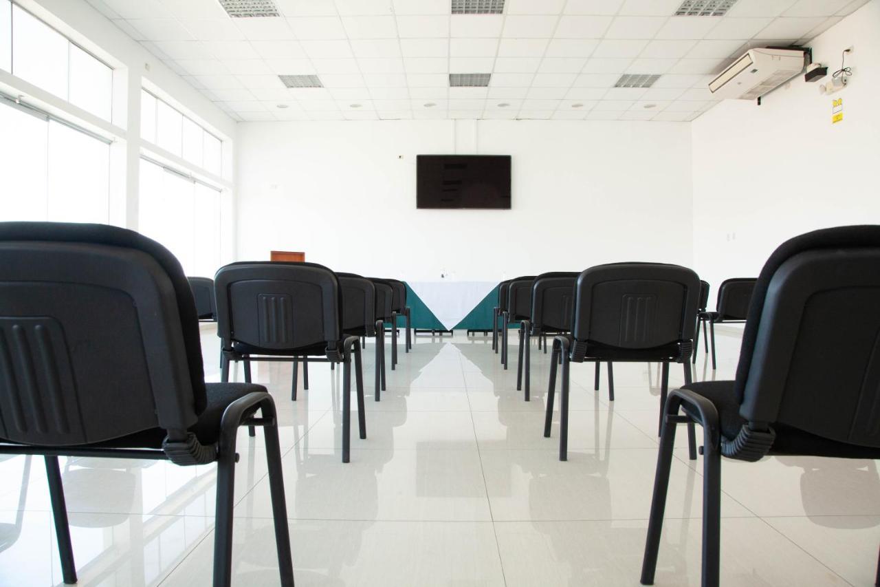Holiday Suites Tacna Ngoại thất bức ảnh
