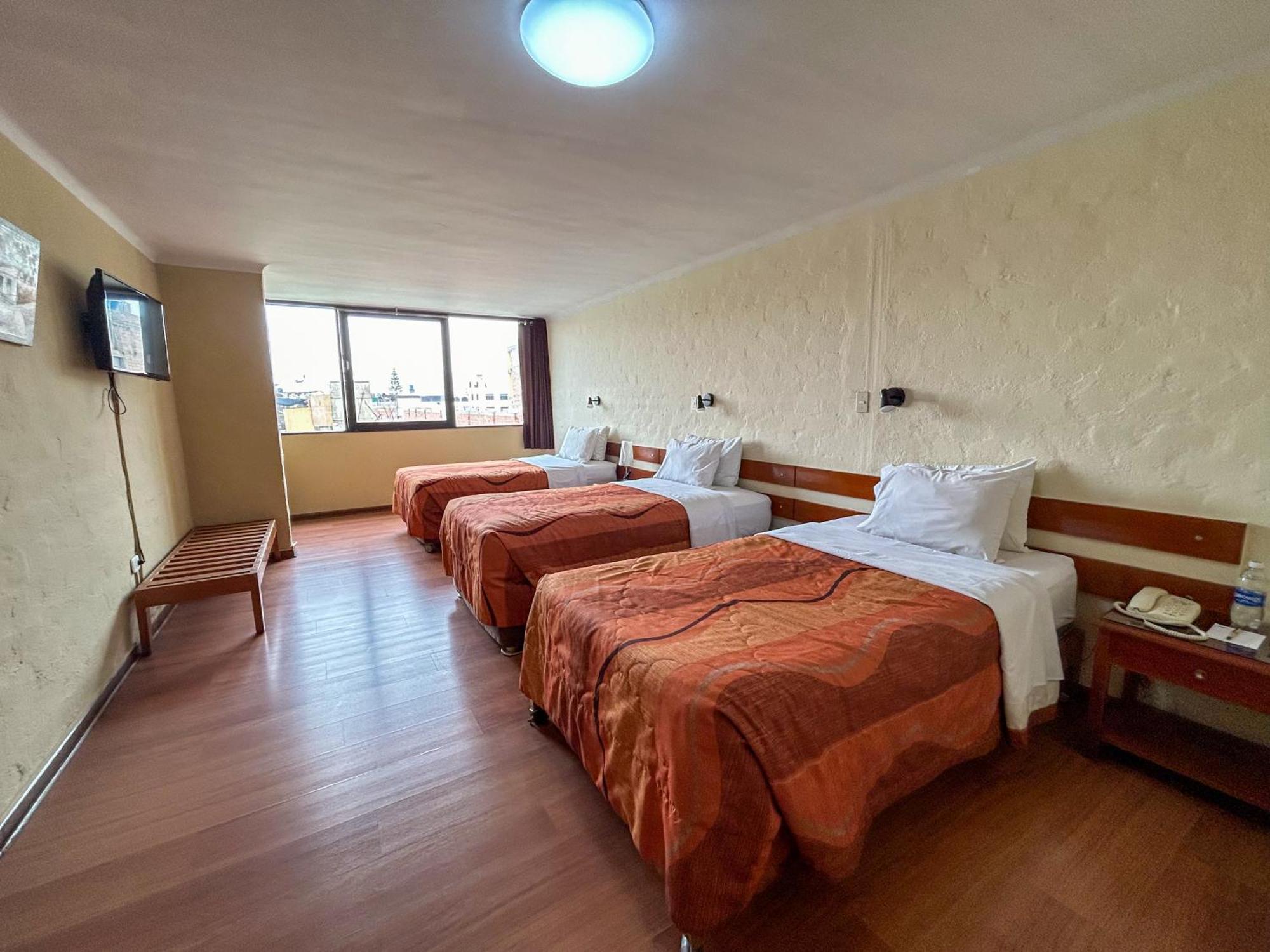 Holiday Suites Tacna Ngoại thất bức ảnh