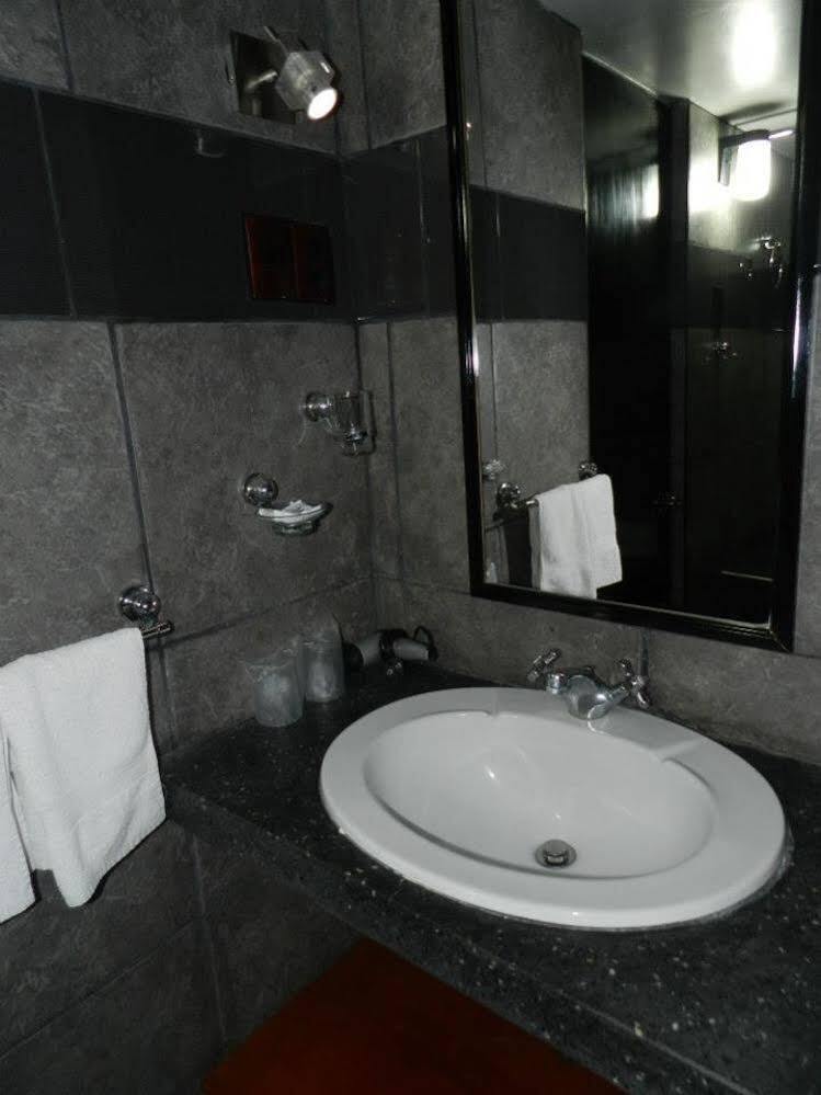 Holiday Suites Tacna Ngoại thất bức ảnh